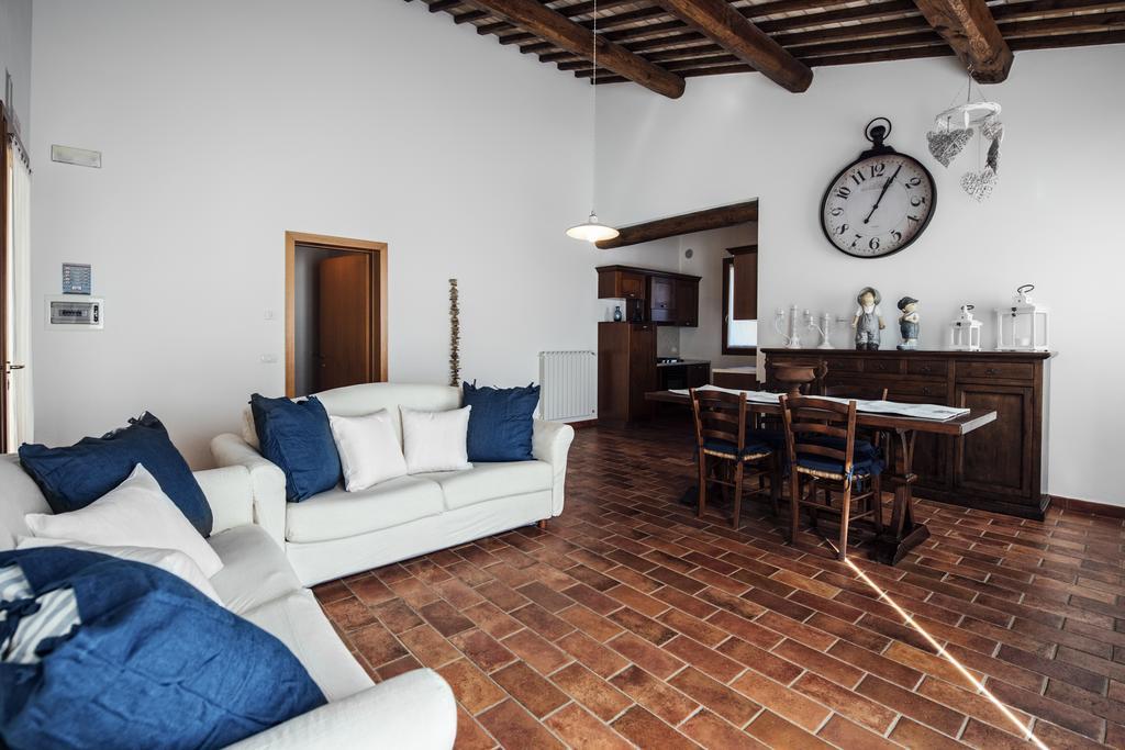 Апартаменты Borgo Del Faggio Монтепульчано Экстерьер фото